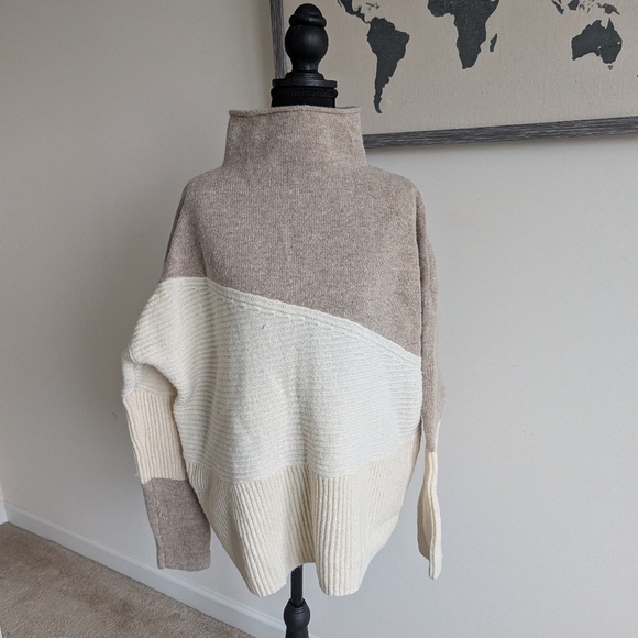 French Connection Sweaters - French Connection Two-Tone Turtleneck Sweater